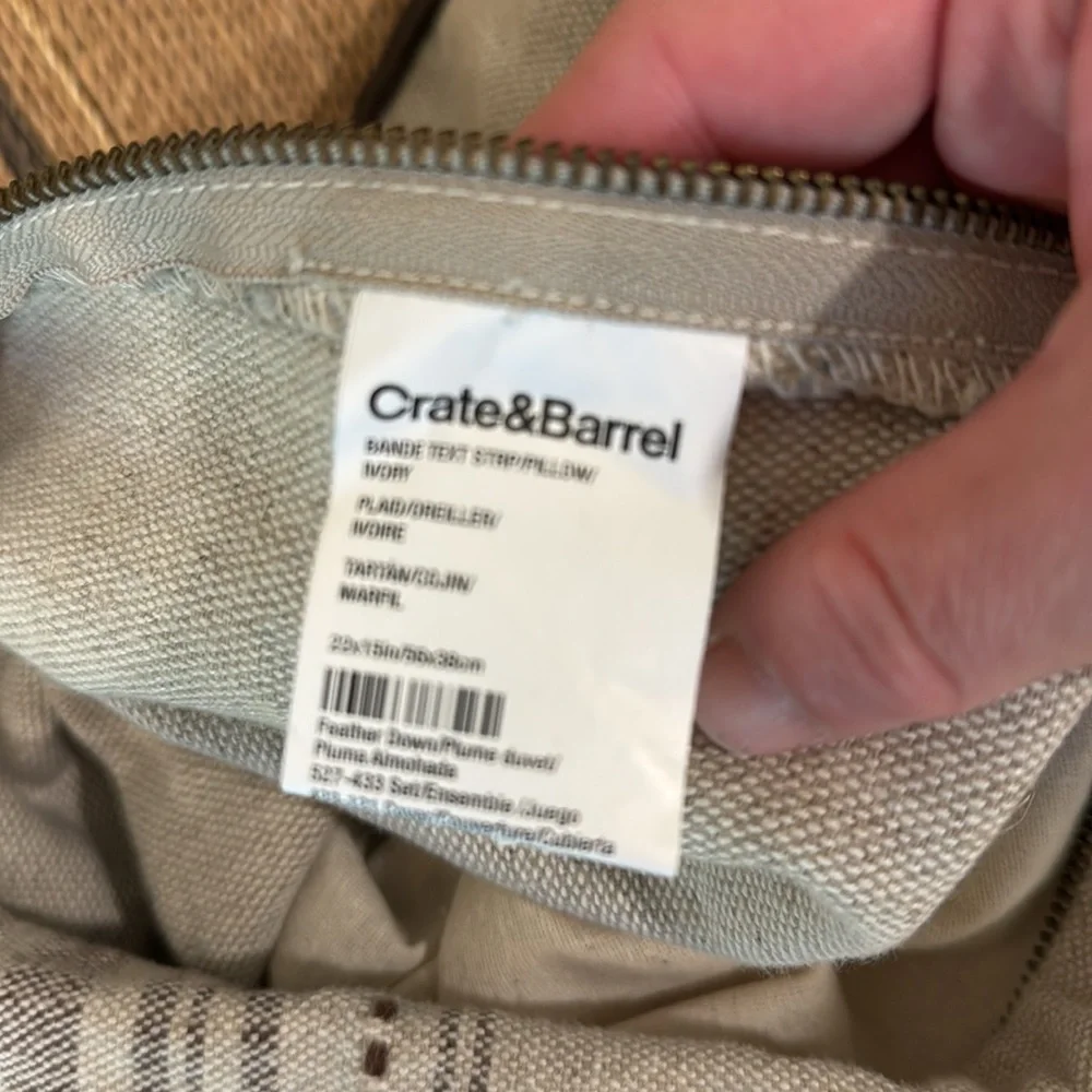 Crate & Barrel heavy linen pillow cover 22 x 15